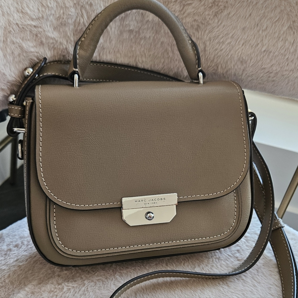 Marc Jacobs Taupe Leather Women's Bag